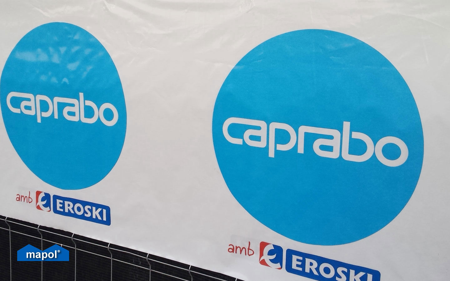 Cubre vallas para instituciones